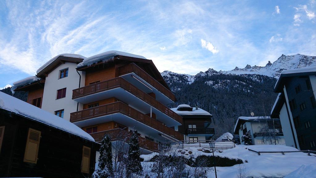 Appartement in 1700m mit Traumblick Grächen Extérieur photo