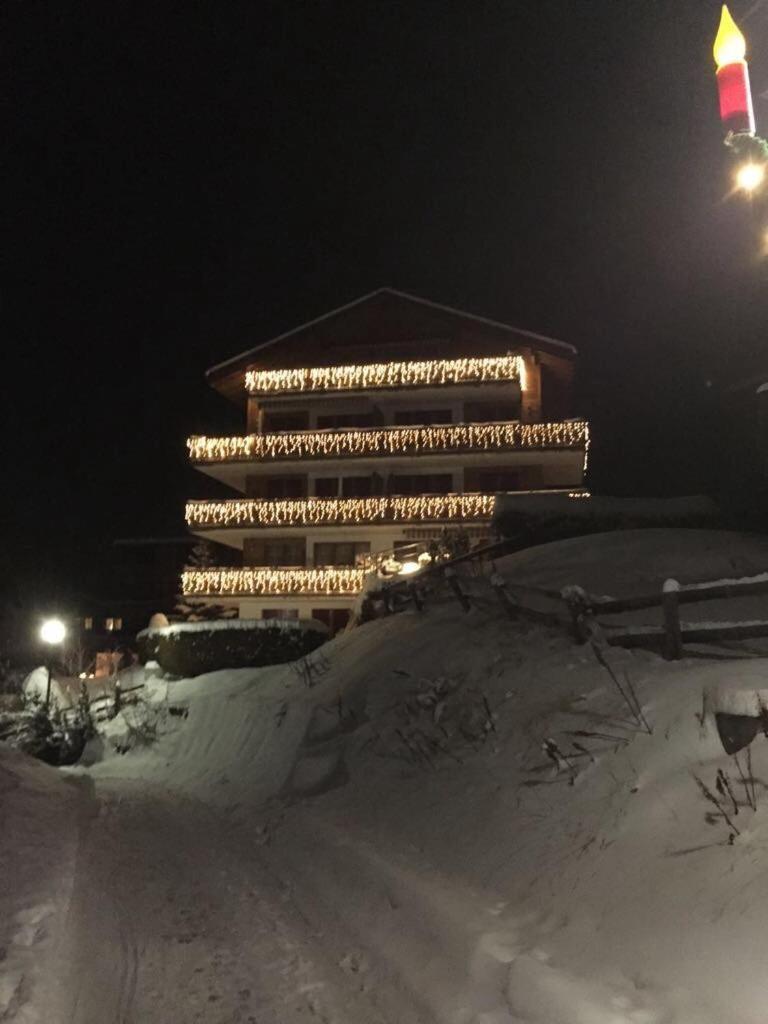 Appartement in 1700m mit Traumblick Grächen Extérieur photo